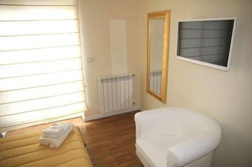 Domus Yenne Suites Cagliari Exterior photo